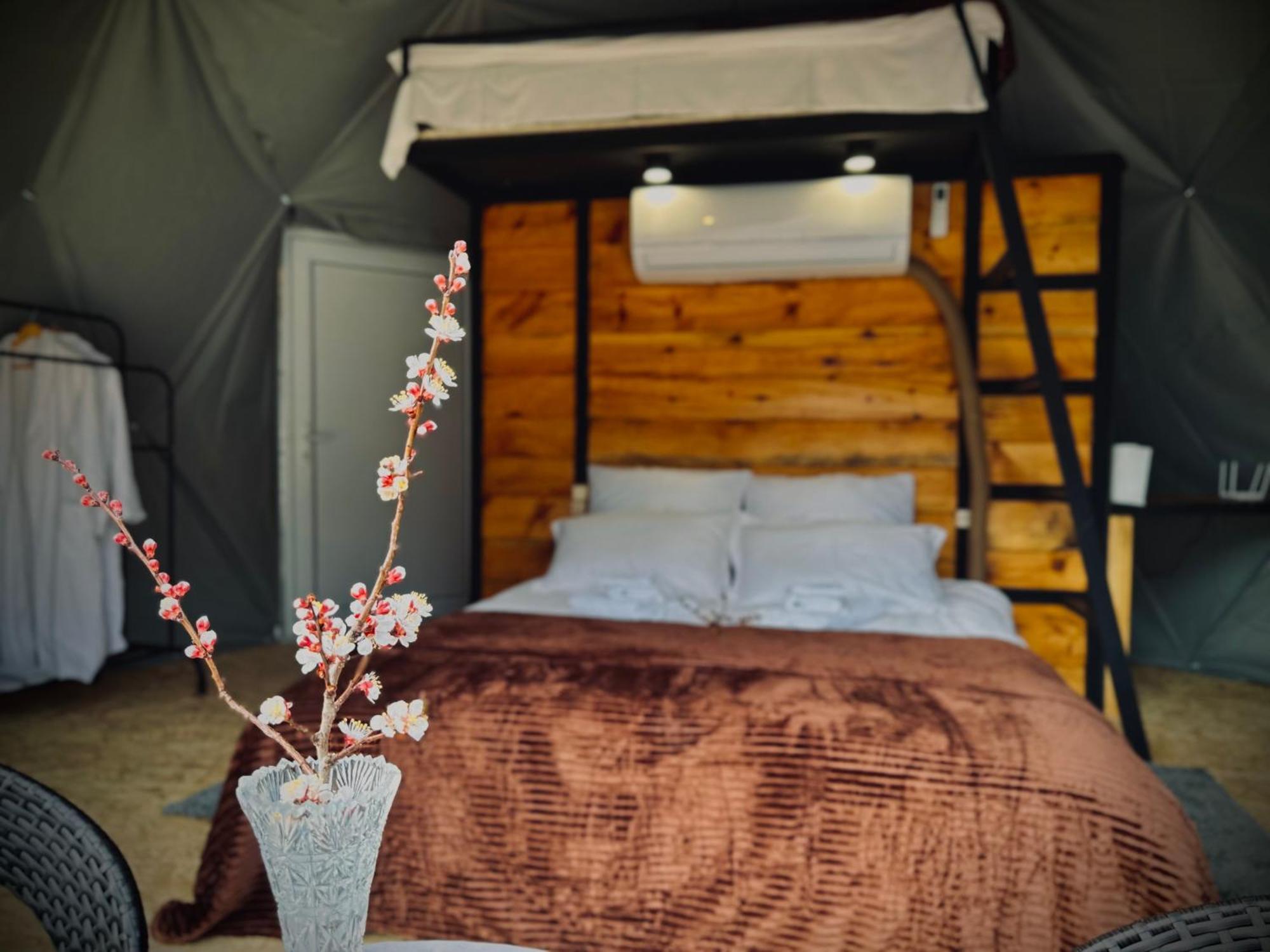 Vardzia Glamping Exterior foto